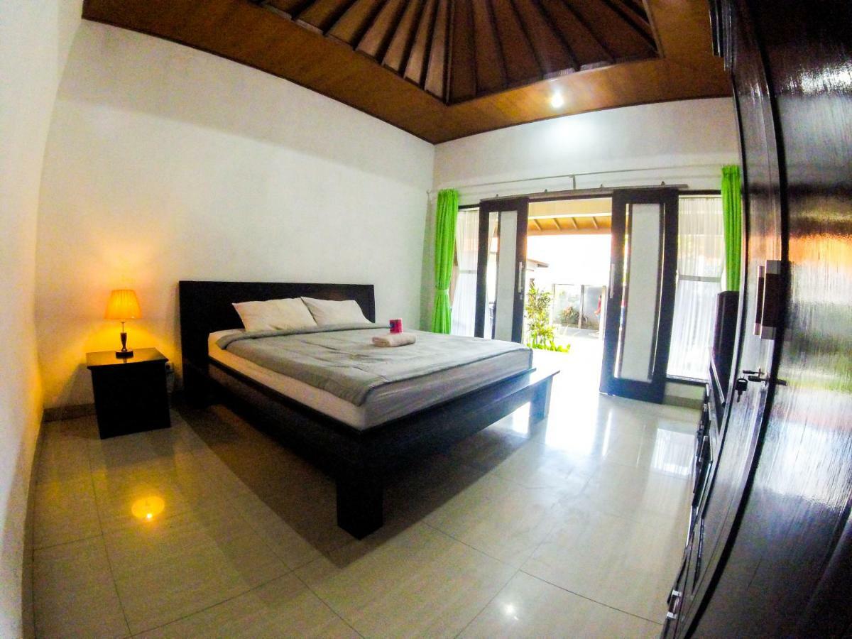 Widi Homestay Canggu Exterior foto